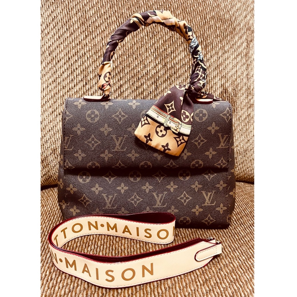📦FREE SHIPPING📦Fashion Satchel w/ wide removable crossbody strap